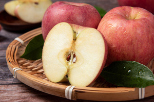 XUANYI Company Supply Fruits <strong>Apple</strong> Red Fresh Organic <strong>apple</strong> Cheap Price Fresh Juicy Fuji <strong>Apple</strong> - Product Image 2