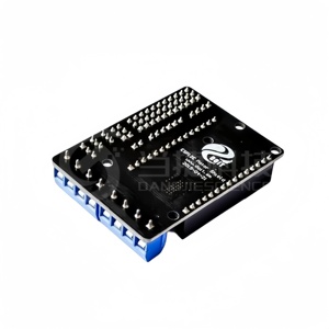 ESP8266 scheda di espansione del Driver del motore WiFi L293D ESP12E Lua Internet delle cose Smart Car