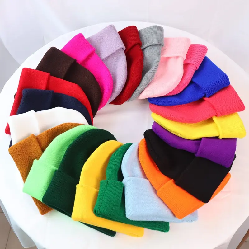 Hiver uni unisexe 76 couleurs Bonnets en tricot à revers Broderie pêcheur Acrylique personnaliser bonnets avec logo personnalisé