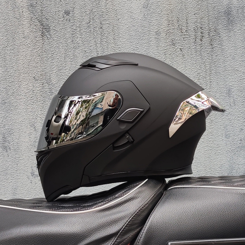 Matte Black + Silver Lens + Silver Tail