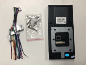 Terminal de reconocimiento facial para control de acceso, detección de cuerpo humano en tiempo Real, dos cámaras de plástico de 5 pulgadas
