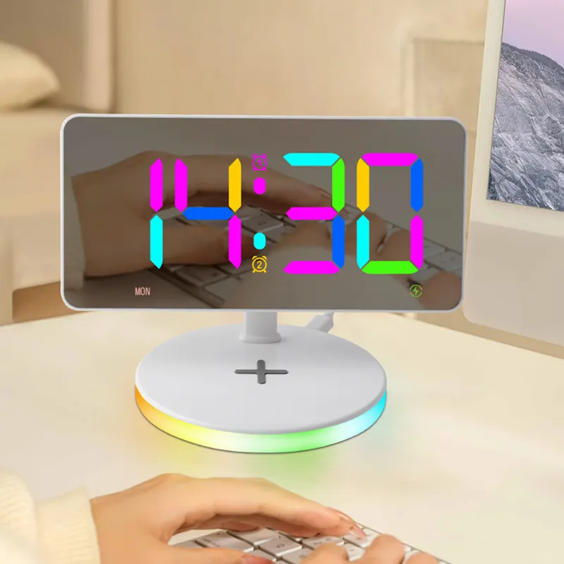 Đồng hồ báo thức kỹ thuật số với sạc không dây thích hợp cho đồng hồ LED nhân đôi trong trang trí phòng ngủ
