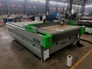 Enrutador CNC SUDA 2513 para grabado y corte de precisión de alta velocidad de materiales de señalización Serie S8 - Product Image 5