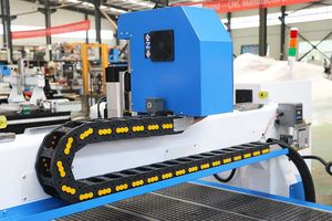 El mejor enrutador CNC para carpintería Blue Elephant CNC 1325 ATC, máquina de tallado de carpintería con cambio de cuchillo automático de 3 ejes para madera contrachapada - Product Image 4