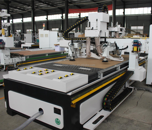Enrutador de talla de madera para carpintería Atc 3D CNC 1325 1530 con cambiador automático de herramientas de tipo lineal 4 ejes opcionales - Product Image 4