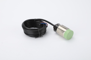 定制迷你PR18-8DC接近传感器防水水感应开关，带金属外壳 - Product Image 3