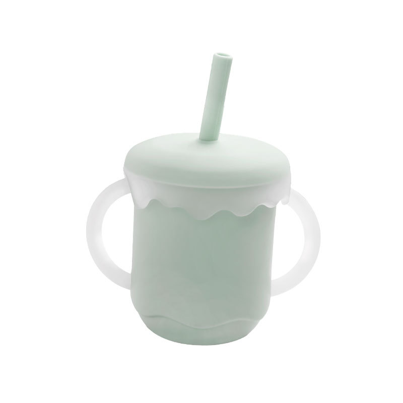 Vaso con pajita verde menta