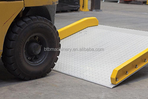 Anti-Slip Diamond Tread <strong>Loading</strong> <strong>Dock</strong> Equipment Forklift Truck <strong>Loading</strong> <strong>Unloading</strong> <strong>Ramps</strong> Aluminum <strong>Dock</strong> Board with Steel Curbs - Product Image 5