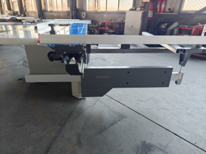 High Quality Custom Plywood Laminate Rolling Panel Cutting Table <strong>Saw</strong> for Precise Cuts - Product Image 4