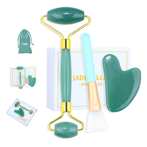3 in 1 yeşil aventurin yeşim rulo Gua Sha Set toptan özel Logo rulo Gua Sha ve maske fırça masaj seti kutusu ile - Product Image 1