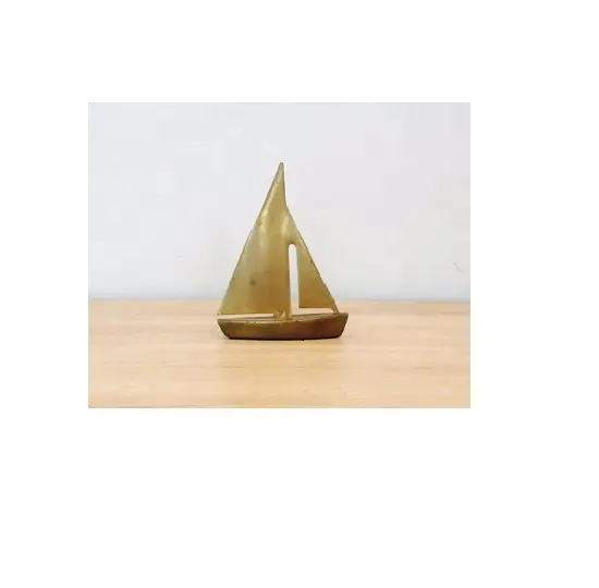 Barca a vela decorativa per regali e artigianato interni per la casa scopo decorativo barca a vela in metallo di dimensioni personalizzate