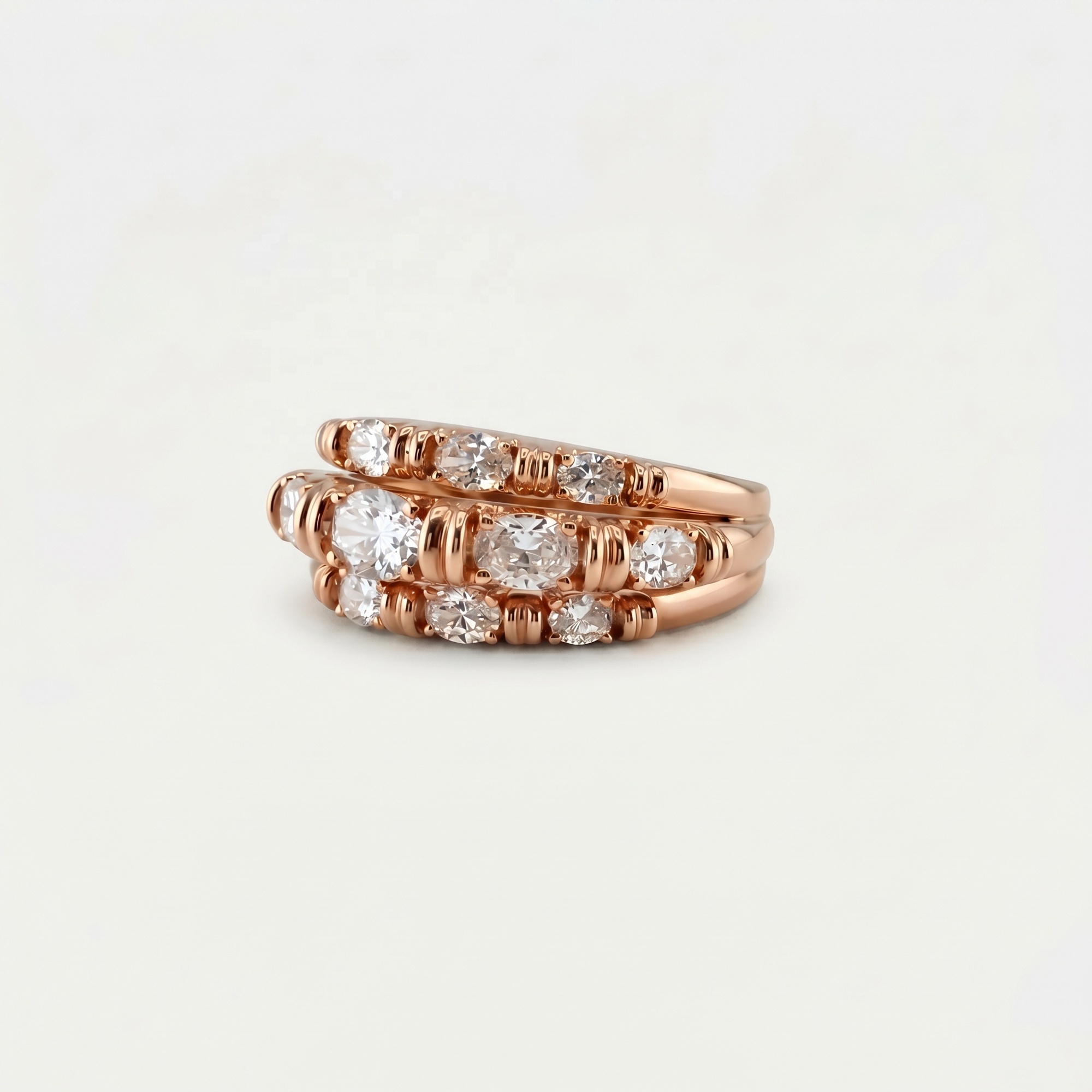 Colorless / Rose Gold