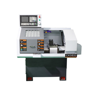 Alta precisão multifuncional CK0632 Horizontal Único Eixo Pequeno Mini Torno CNC máquina Trilho De Guia Duro com sistema GSK