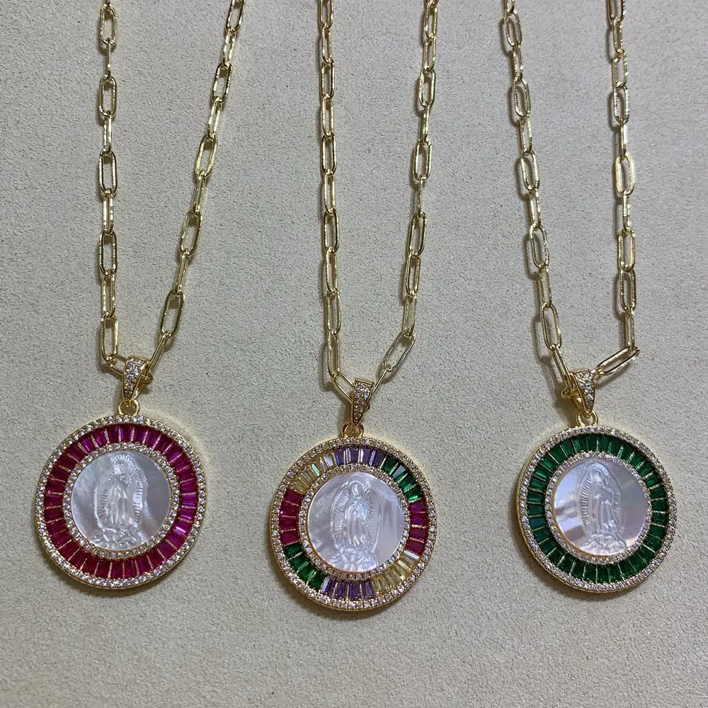 Религиозная круглая медаль святая гуадалупа, ожерелье, зеленый красный циркон, натуральная швабра, Морская ракушка, ювелирные изделия, Подвеска для женщин