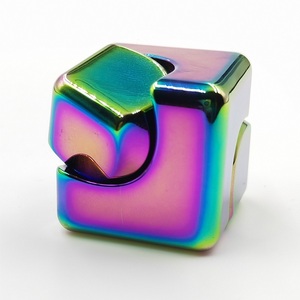 Sang trọng Infinity Cube thủ nhôm hợp kim <span class=keywords><strong>Fidget</strong></span> kim loại EDC Cube <span class=keywords><strong>Fidget</strong></span> Slider Neon cầu vồng bàn <span class=keywords><strong>Spinner</strong></span> Cube <span class=keywords><strong>Fidget</strong></span> Đồ chơi - Product Image 2
