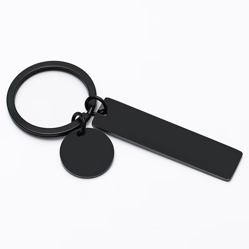 black color + small round plate