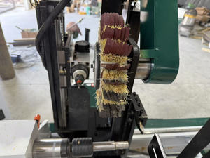 Di alta qualità AR1020 1530 carico automatico scarico torsione levigatura legno alimentazione automatica macchina tornio per sedie tavolo mobili gambe - Product Image 3