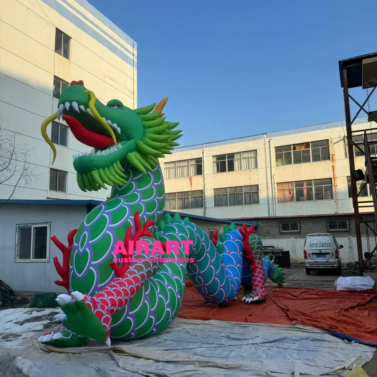 Nuovo drago gonfiabile cinese drago gonfiabile colorato per il nuovo anno cinese