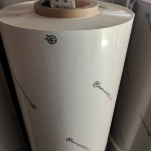 Dongyi PVC film dekorasyon için fabrika kabartmalı çevre dostu PETG MDF film anti- scratch için MDF kurulu