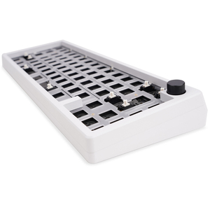 メタルキーボードカスタムケースCNCマシニングシェルカラフルなキーボードパーツ - Product Image 1
