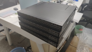 Conmutador de red de fibra óptica de doble velocidad 10G 2,5G 24 puertos Centro de datos de alta velocidad y solución de sala de servidores - Product Image 6