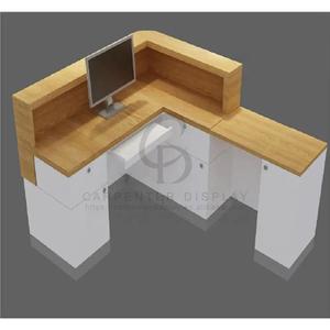 Custom Modern Fashion Long Reception Desk para Office ou Company Salon Comercial <span class=keywords><strong>Front</strong></span> Desk Commercial Showcase
