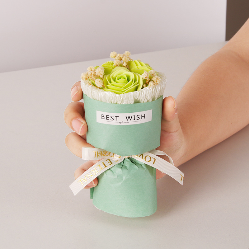 Mini 3 light green roses small bouquet