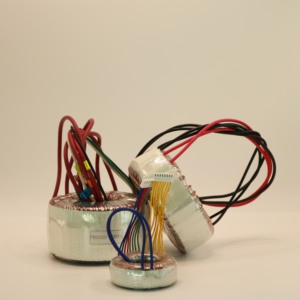汽车变压器高品质单相50w-5000瓦输入220伏输出30V 16v电源三相三相变压器3 Kva李琴 - Product Image 3