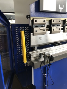 WC67K 200 T/3200 הידראולי הקש מחיר, <span class=keywords><strong>CNC</strong></span> עיתונות בלם עבור גיליון מתכת כיפוף