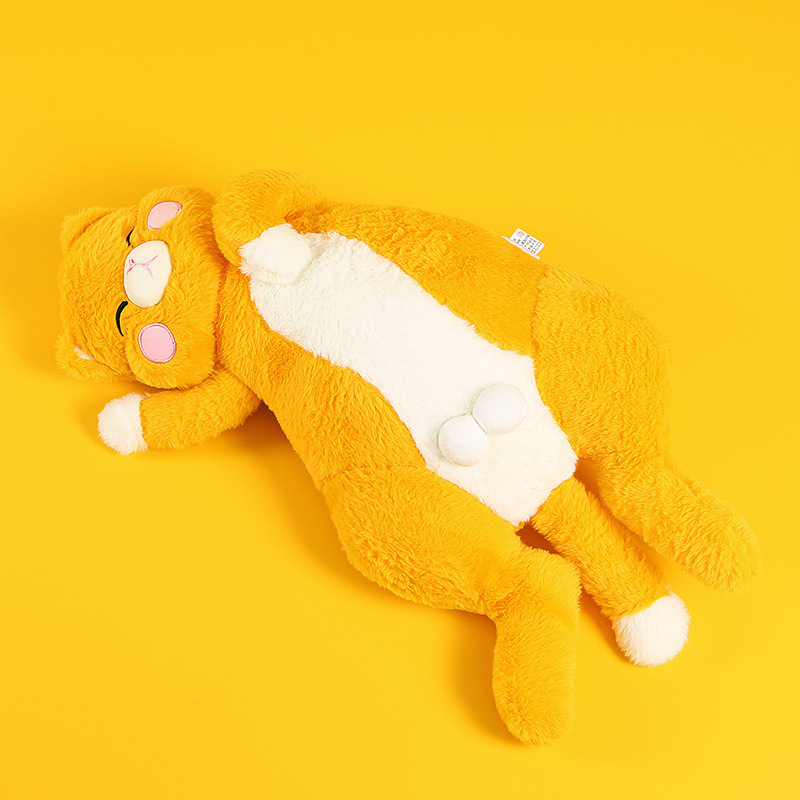 Yellow cat-sleepy cat