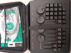 Professional Stage Lighting Mini <strong>Command</strong> Wing DMX Controller Console for DJ Disco Party Church Club Shows Theater Concert bar