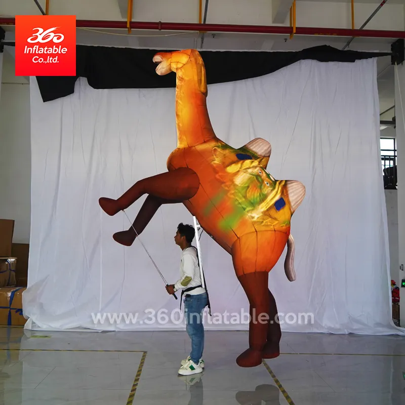 Custom design pubblicitario gonfiabile gonfiabile ambulante in movimento animale gonfiabile cammello mascotte