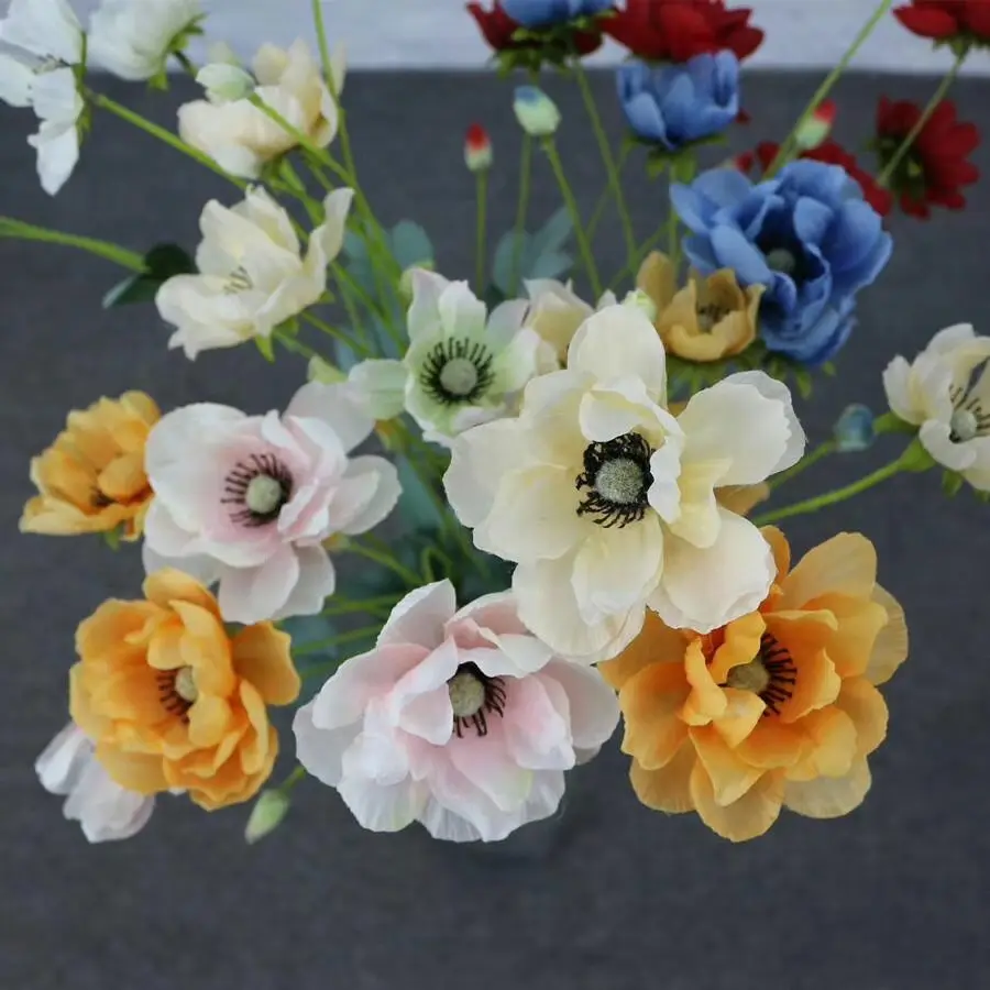 QSLH-D067 de flores artificiales de alta calidad, decoración de ramas de flores blancas, Bombilla de anémona de seda para boda, decoración del hogar