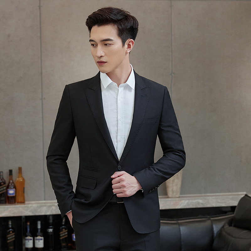 Men in black suit