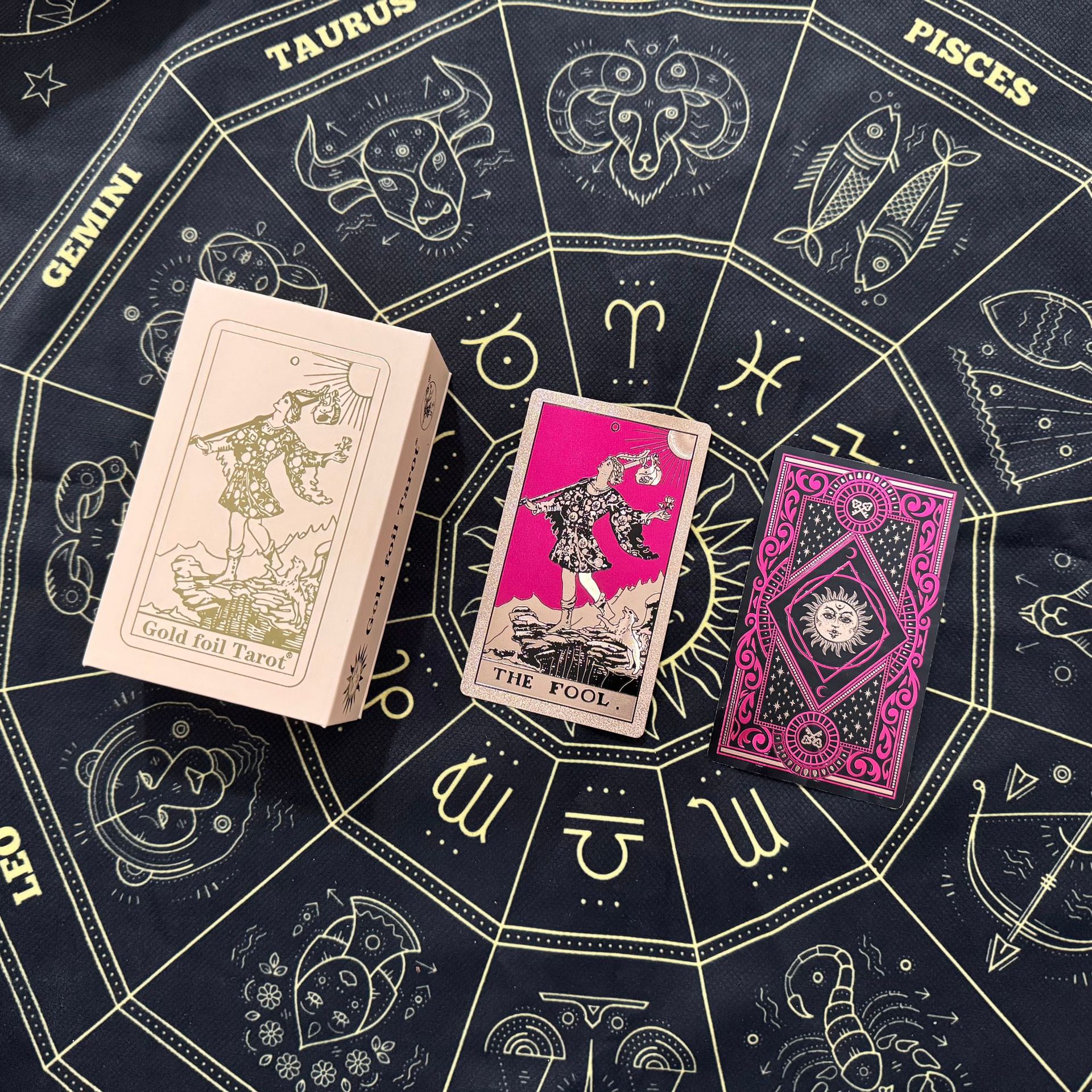 Pink-Rose red sun magnetic box