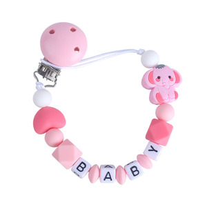 カスタマイズレターおしゃぶりホルダーPrendedorDeChupetaBpaフリーダミーシリコンビーズBinky Baby Pacifier Clips Chain - Product Image 1