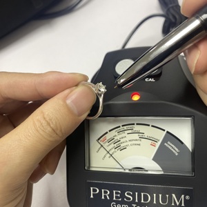 Kinway Singapore Presidium Gem Tester PGTIIカラージェムストーンテスターエスティメーターディスプレイジェモロジー試験機器ツール