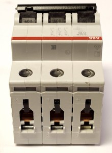 New and Original Plc S 203L C10 3 Pole S203L 400 VAC Circuit Breaker 4575 Ka Circuit Breaker PLC Programming Controller - Product Image 5