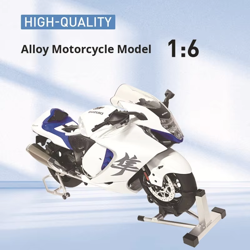 White 1:6 Alloy Motorcycle Model