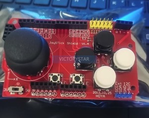 JoyStick Shield game expansion board simulates keyboard and mouse functionsAdding RF interface to nRF24L01 and Nokia 5110 <strong>LCD</strong> in