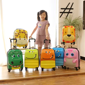 カスタマイズされた子供用旅行トロリースーツケース<span class=keywords><strong>18</strong></span>インチスピナーキャスター付きTSAロック防水PC素材