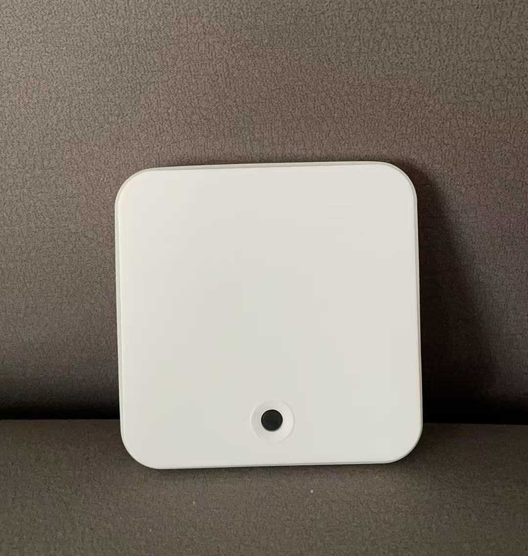Blanc sans Bluetooth