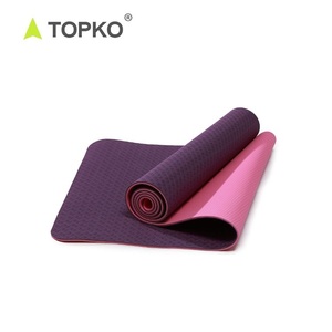 TOPKO Durable Anti-Slip Waterproof <strong>Dual</strong> <strong>Color</strong> 4/6/8/10mm Laser Printing Thickness Exercise TPE Yoga <strong>Mats</strong>