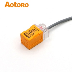 Sensor de interruptor de proximidad de inductancia de puerta automática cuadrada NPN - Product Image 2