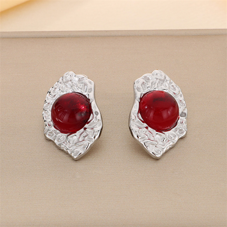 Steel red opal