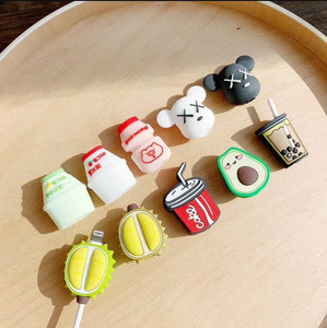 现代设计经济动物造型数据线保护器 - Product Image 2