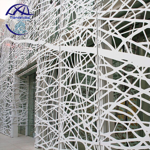 Sistema di rivestimento della facciata di costruzione personalizzato con rivestimento in alluminio per esterni con schermo perforato e taglio Laser - Product Image 1
