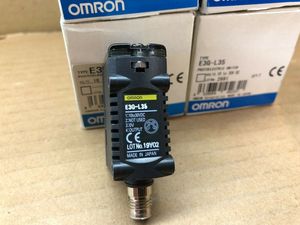 Photoelectric <strong>Sensor</strong> E3ZR-CD61DM - Product Image 2