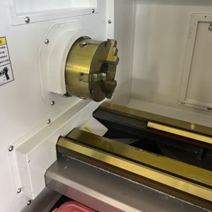 ANDUUK precio de fábrica Horizontal CK6136 * 750/1000 fabricante máquina de torno cnc paralelo torno CNC de escritorio automático - Product Image 4
