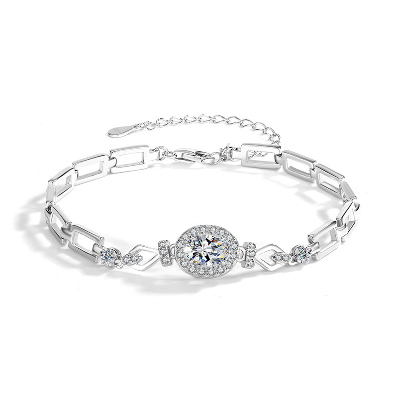 Moissanite 1 carat